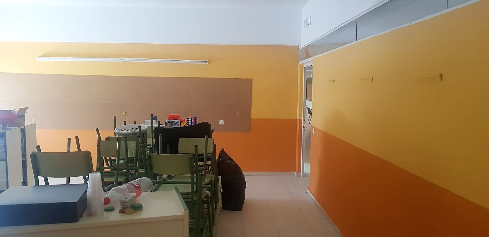 El Ayuntamiento de Velilla ha aprovechado las vacaciones de Navidad para realizar obras de mantenimiento en el CEIP Valdemera