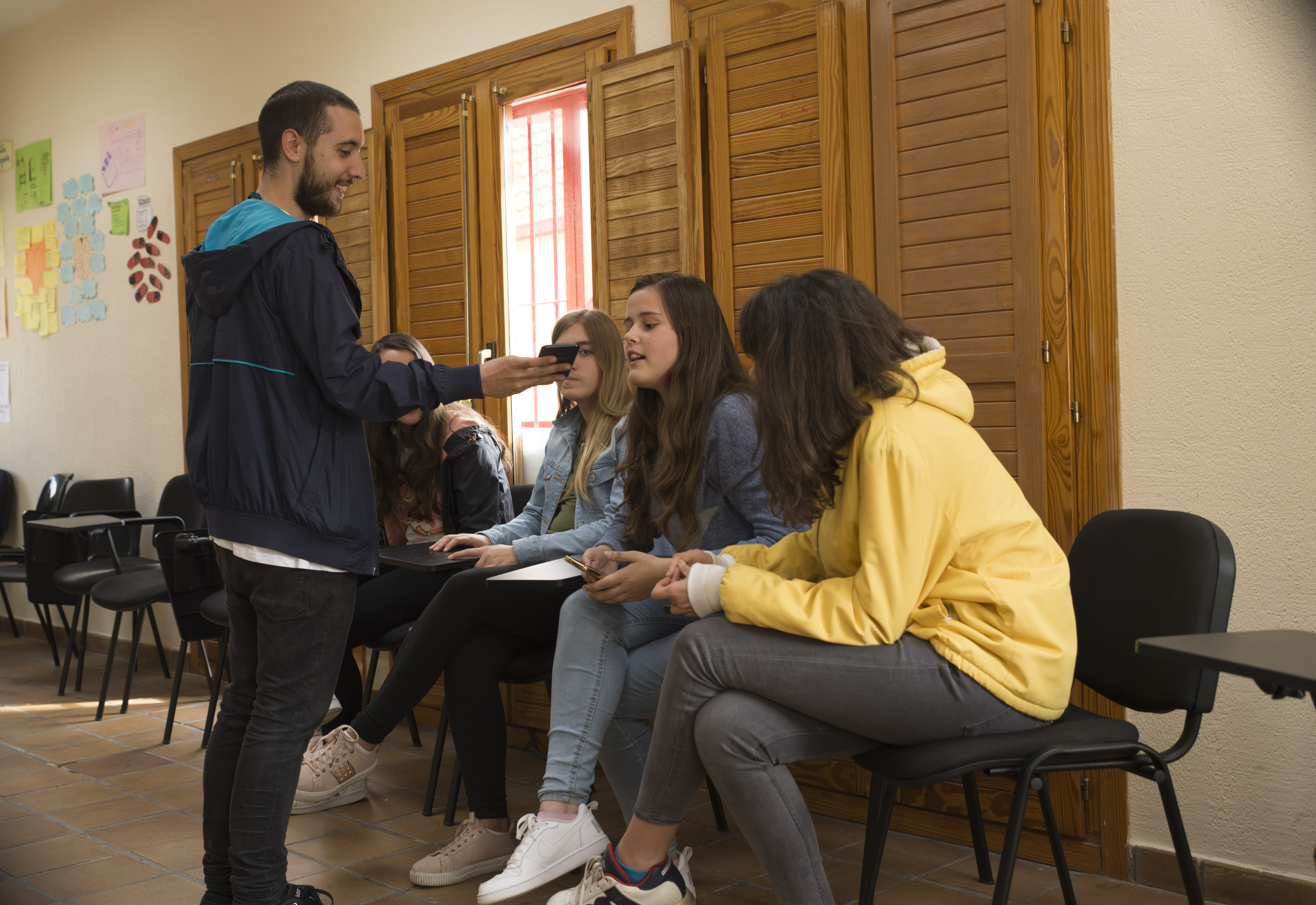 La Casa de la Juventud acogió este miércoles una charla debate sobre el “trap”