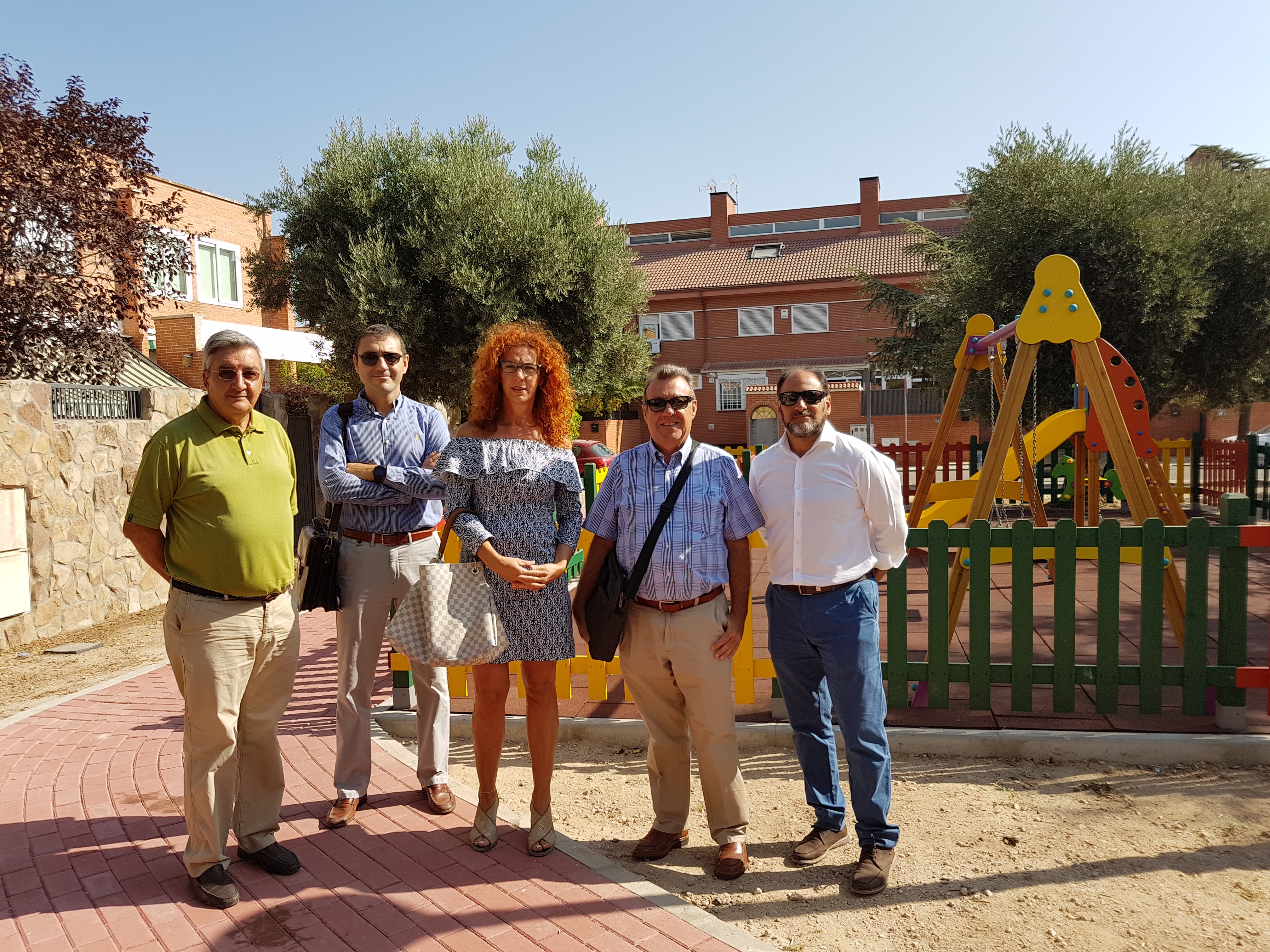 El Ayuntamiento de Velilla ha recepcionado esta mañana las obras de acondicionamiento de varias zonas verdes del municipio