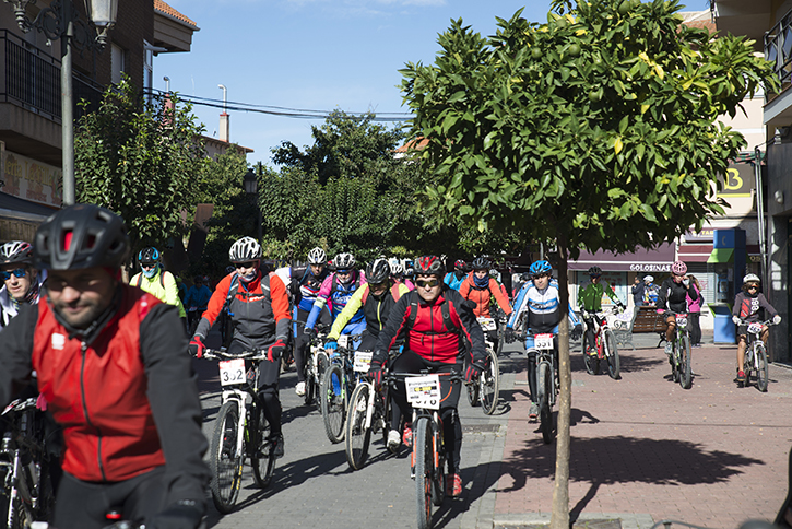 230 ciclistas participaron en el Día de la Mountain Bike