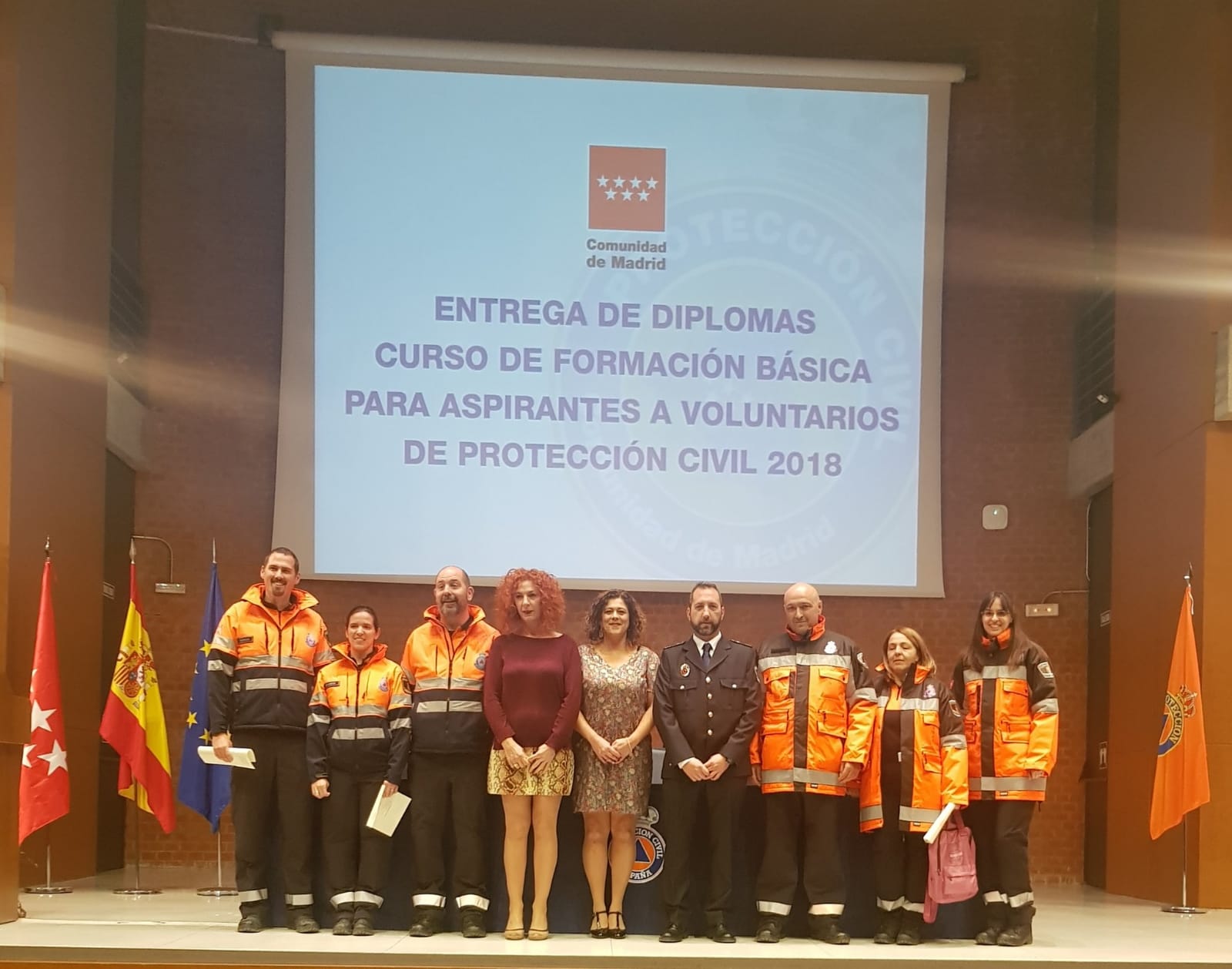 Seis alumnos de la Agrupación Protección Civil Velilla recibieron los diplomas como nuevos voluntarios