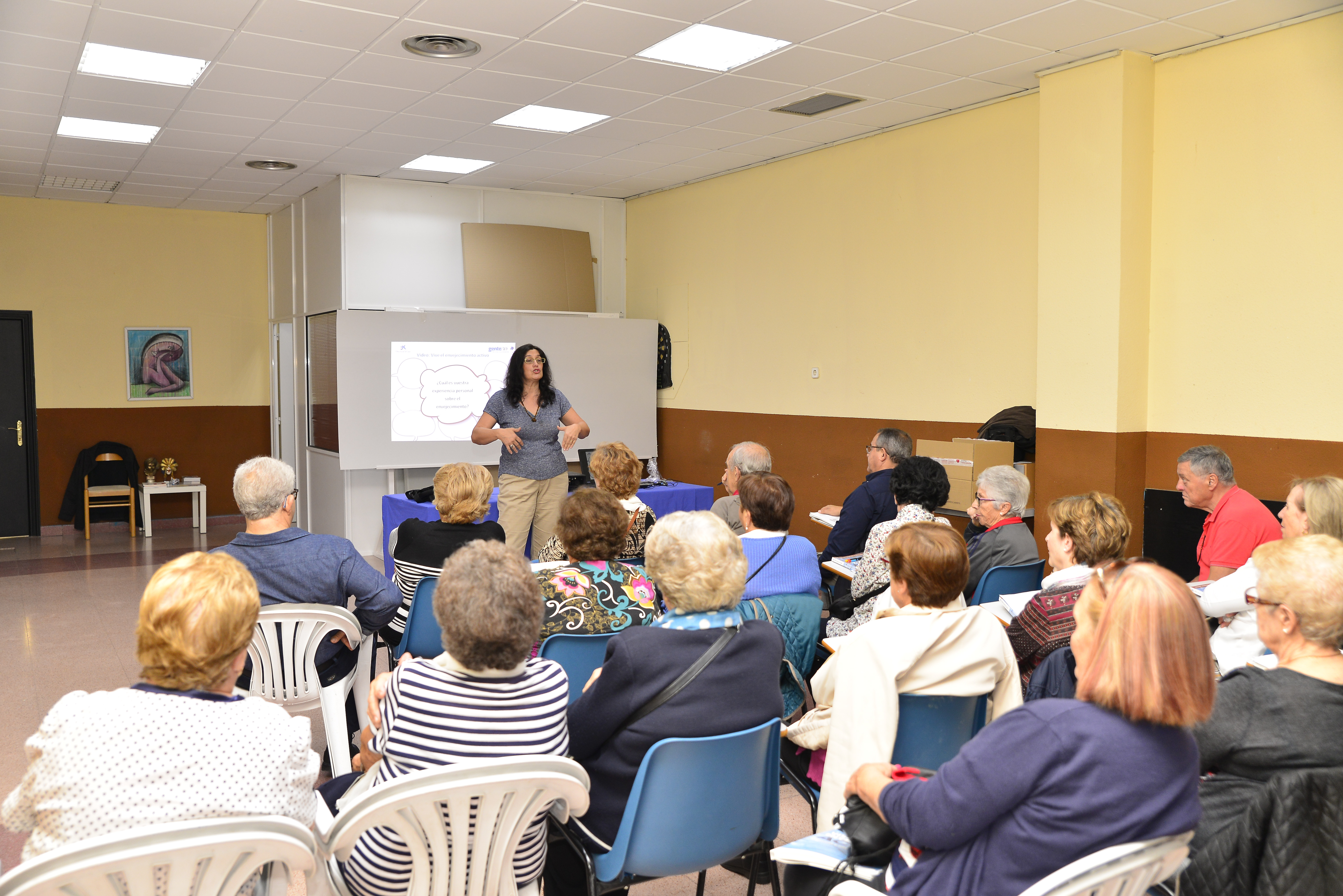 El lunes se inauguró el taller Actívate en el Hogar del Mayor de Velilla