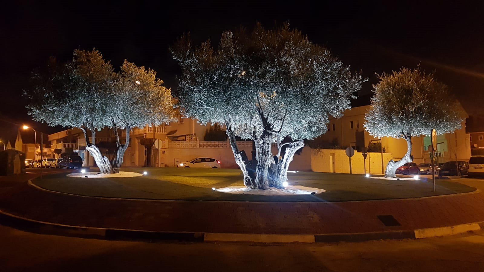 Remodelación completa de la glorieta Abogados de Atocha