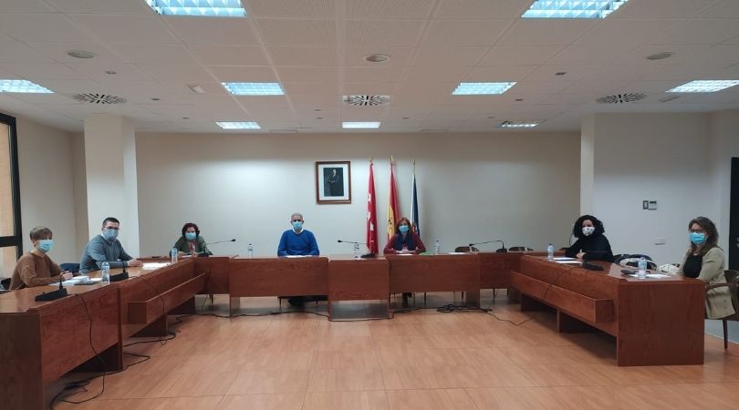 El Ayuntamiento de Velilla acogió ayer una reunión de Concejales de Educación del Sureste preocupados por la gestión de la Comunidad de Madrid en esta materia