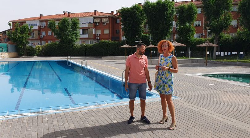 La piscina preparada para su apertura