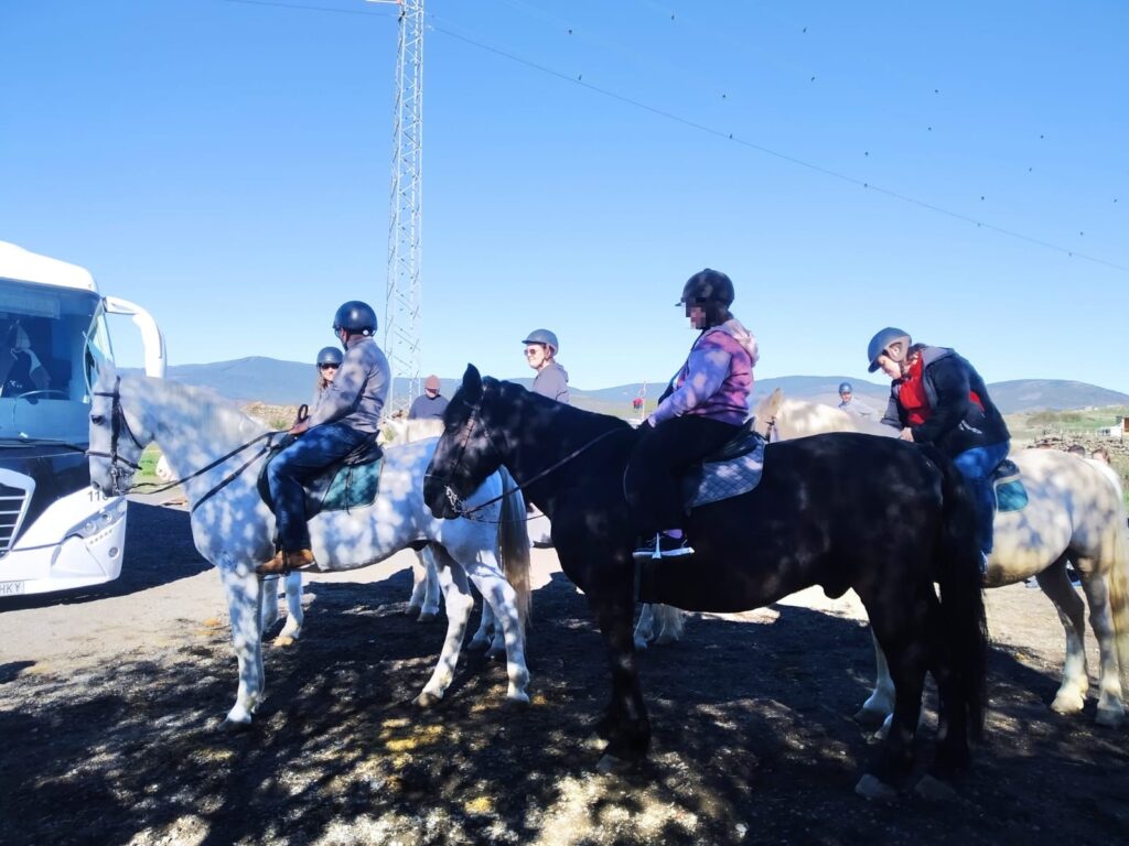 2022 ruta a caballo buitrago (20)