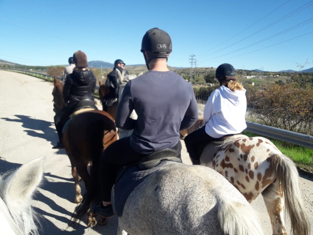 2022 ruta a caballo buitrago (5)