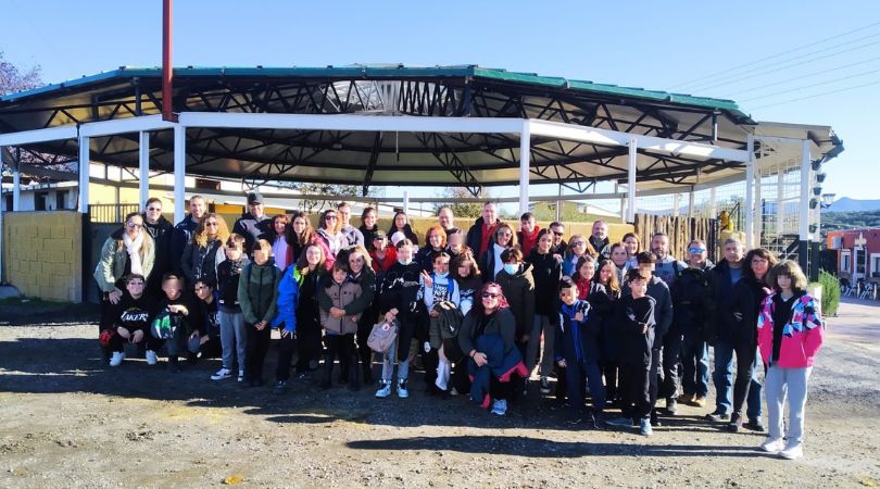 Gran éxito de participación en la ruta a caballo organizada por la Casa de la Juventud