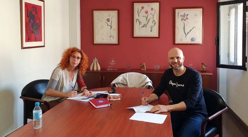El Ayuntamiento de Velilla ha firmado un convenio de colaboración con SuresTea, Asociación Sureste del Trastorno Espectro Autista