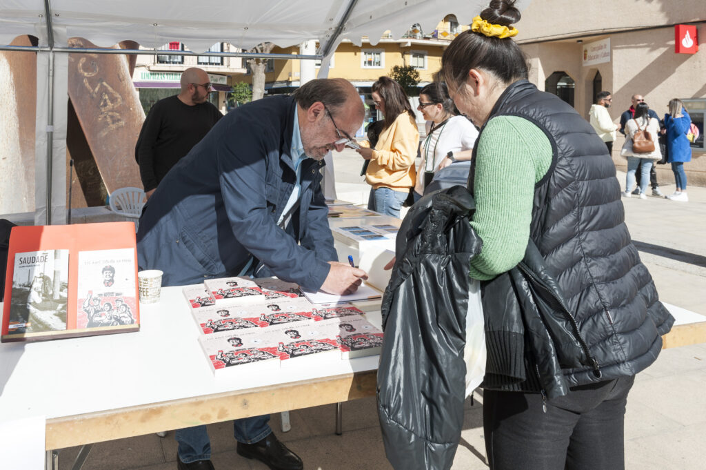 20220424 feria del libro (22)