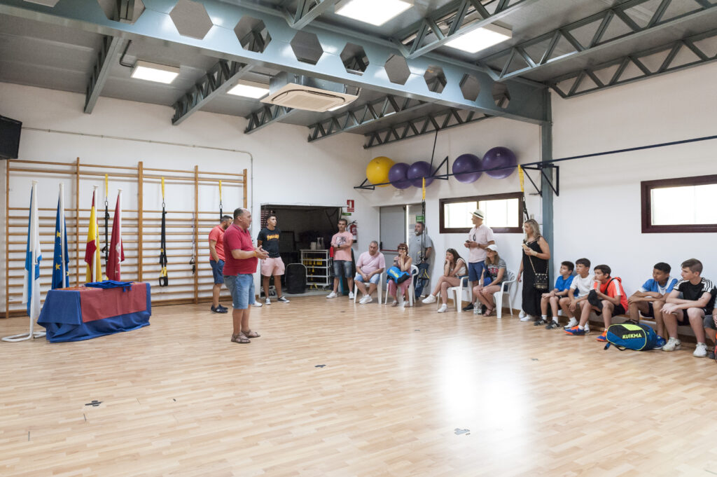 20220618 fin curso padel pequeños (1)