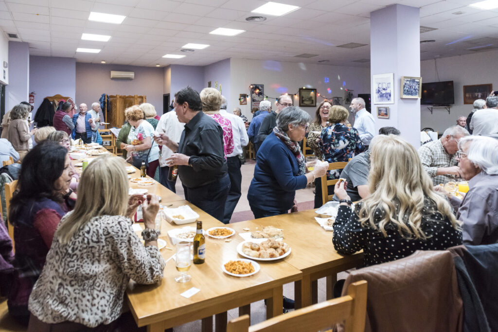 Jornada gastronómica y baile