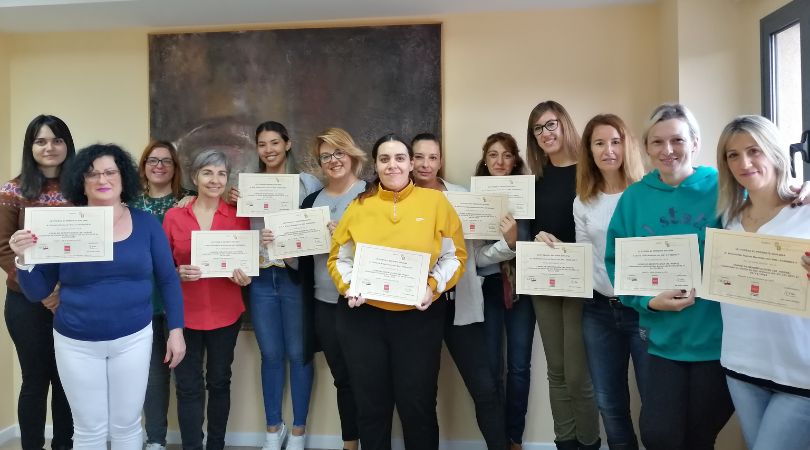 Entrega de certificados del curso de gerontología