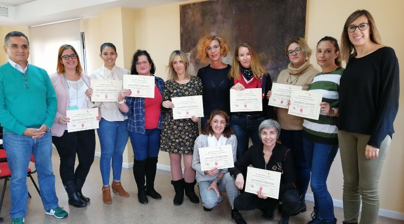 Entrega de certificados del curso "Habilidades de comunicación y atención con personas que han de ser cuidadas”