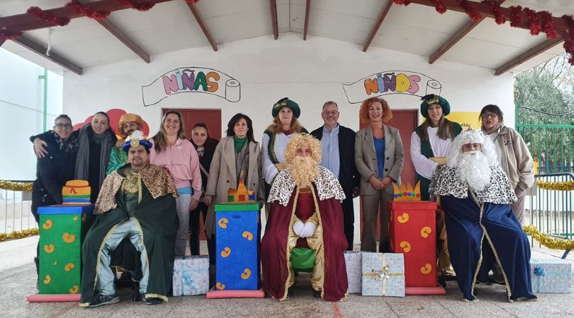 Visita de la alcaldesa y la concejala de Educación a los centros educativos