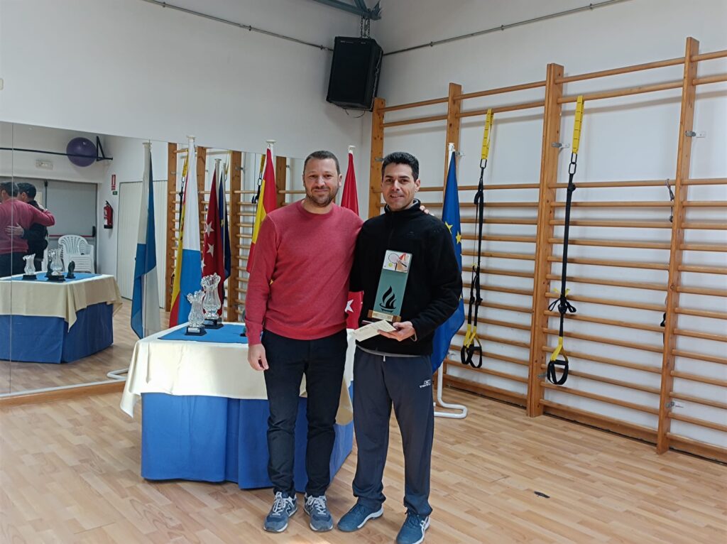 20230128 entrega trofeos campeonato navidad tenis (4)