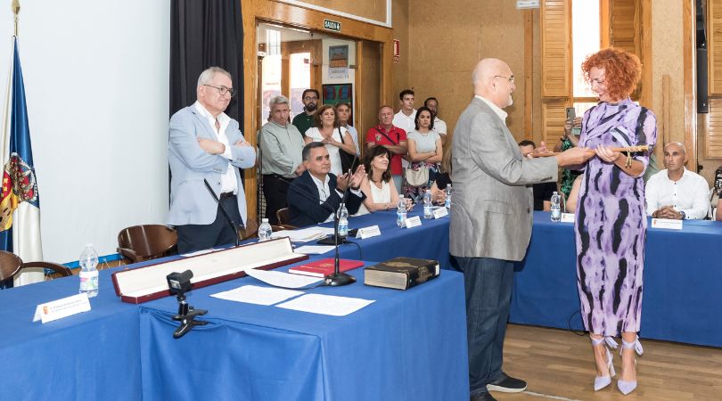 Constituida la nueva corporación en el Ayuntamiento de Velilla y elegida Antonia Alcázar como alcaldesa