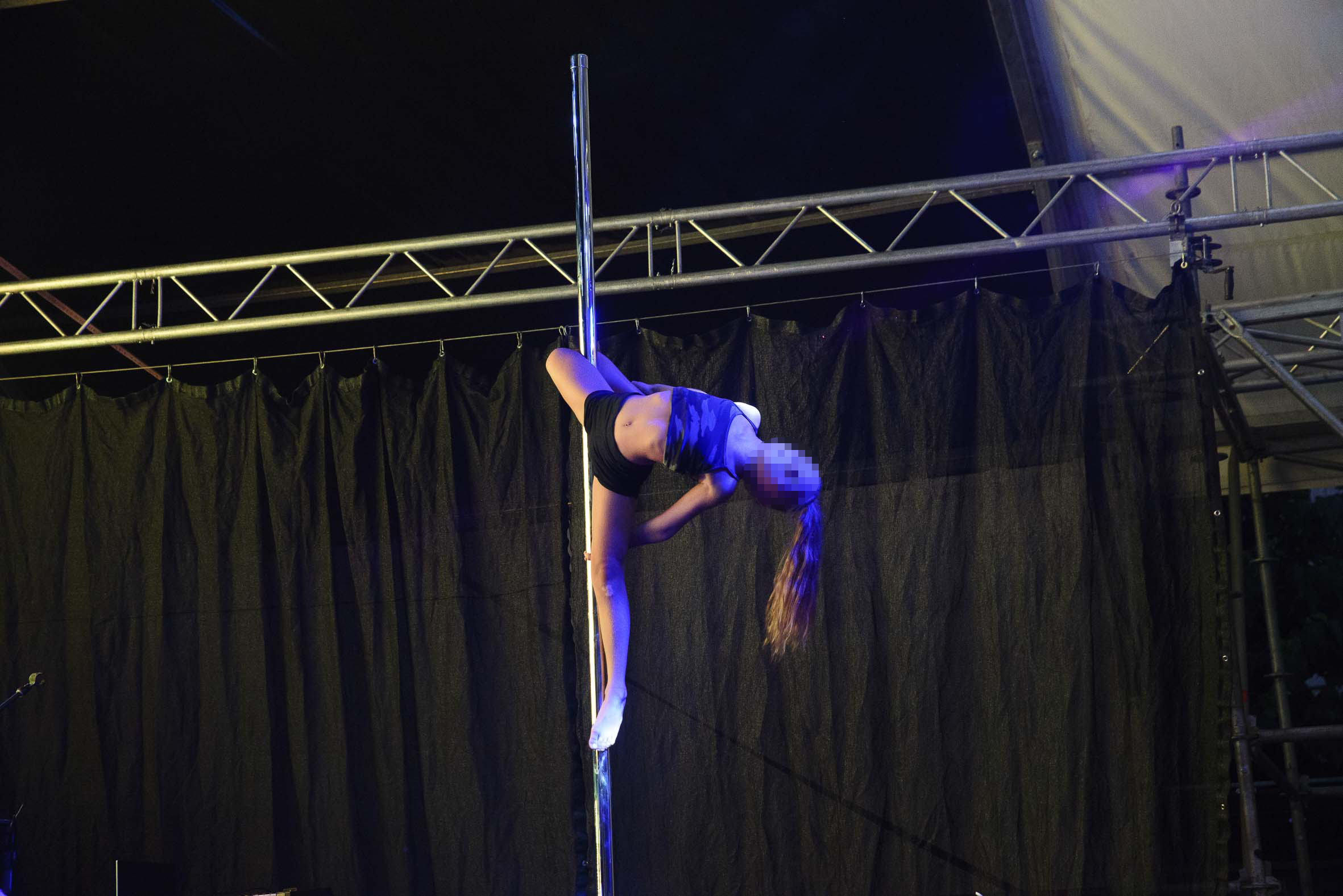 Show pole dance