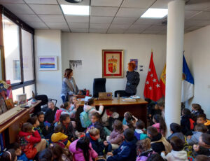 20231109 visita ceip valdemera ayuntamiento (26)