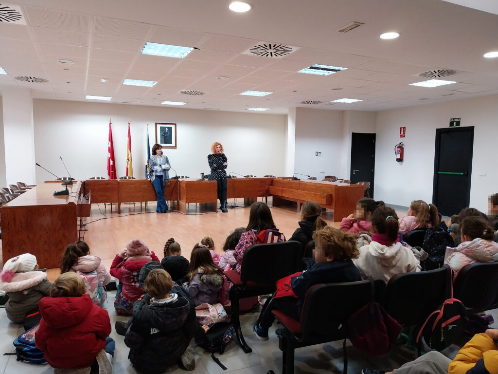 20231109 visita ceip valdemera ayuntamiento (38)