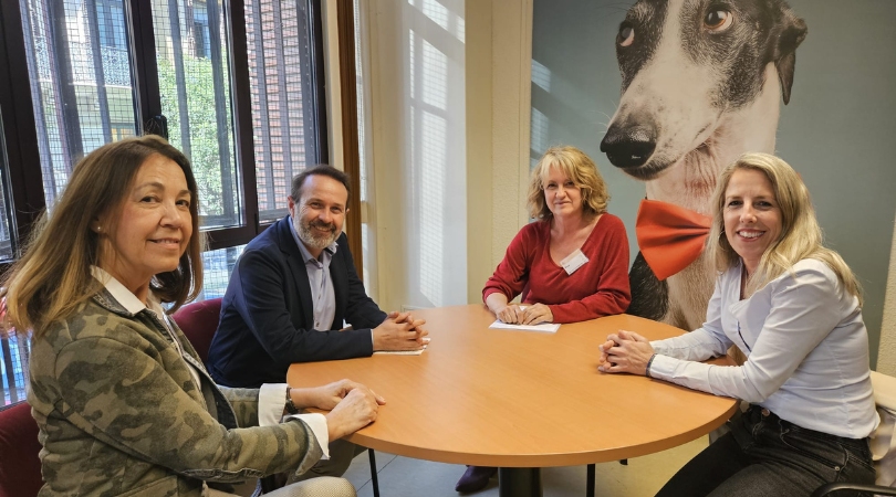 La concejala de Sanidad se reunió con el director general de Bienestar Social