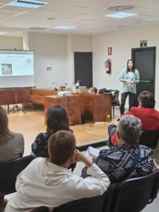 20240522 charla mosquito tigre y taller (2)