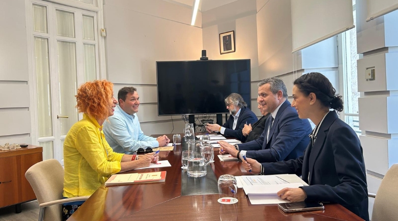 Reunión con el consejero de Transportes