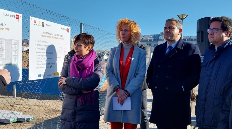 La ministra de Vivienda y el consejero de Vivienda de la Comunidad de Madrid han visitado las obras de construcción de la promoción de 152 viviendas de protección en régimen de alquiler en Velilla