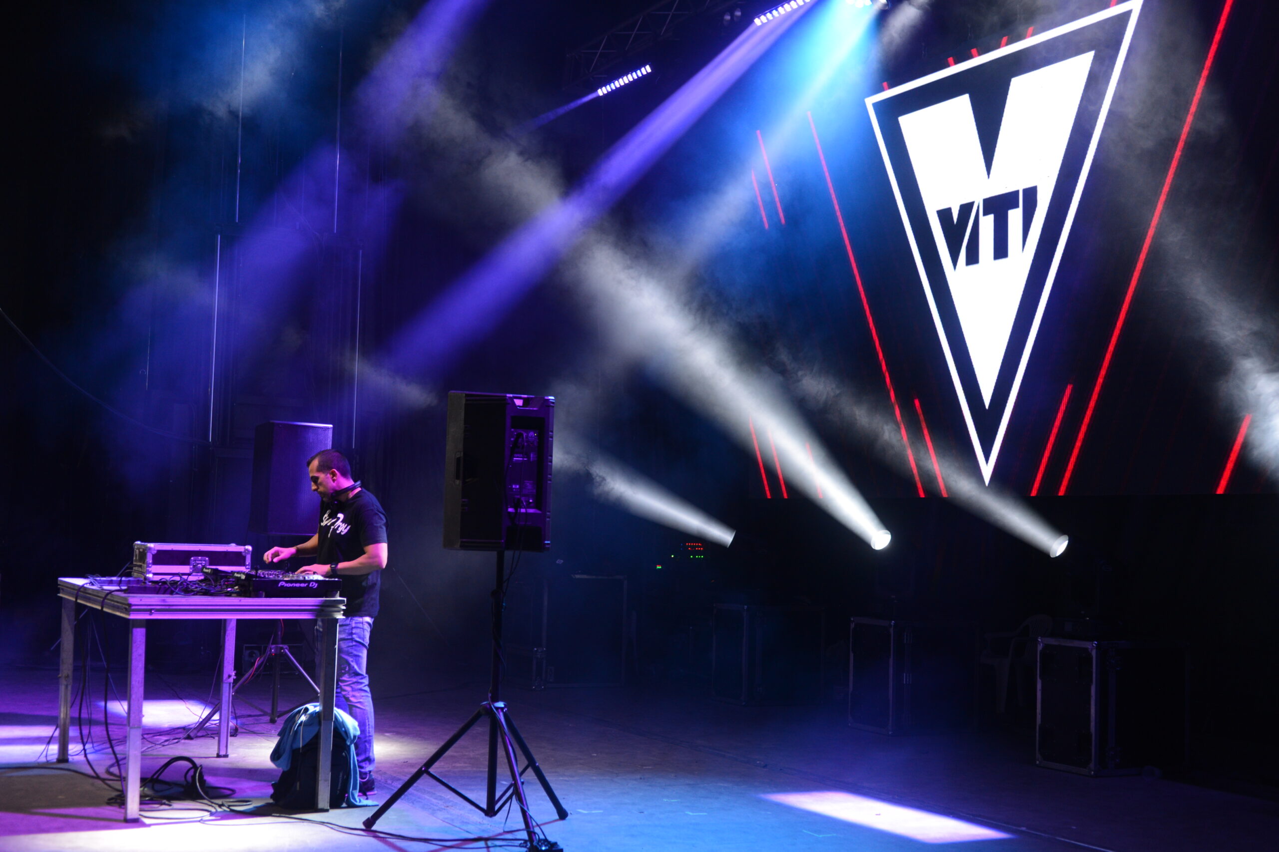 DJ VITI