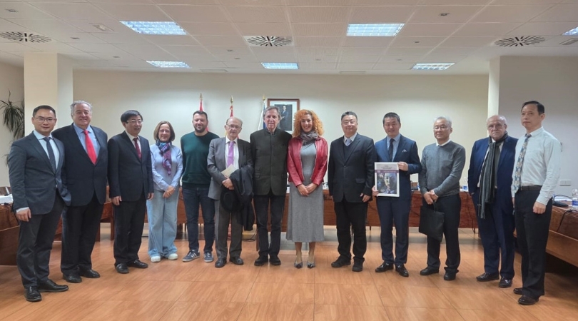 20251031 miguel chang web