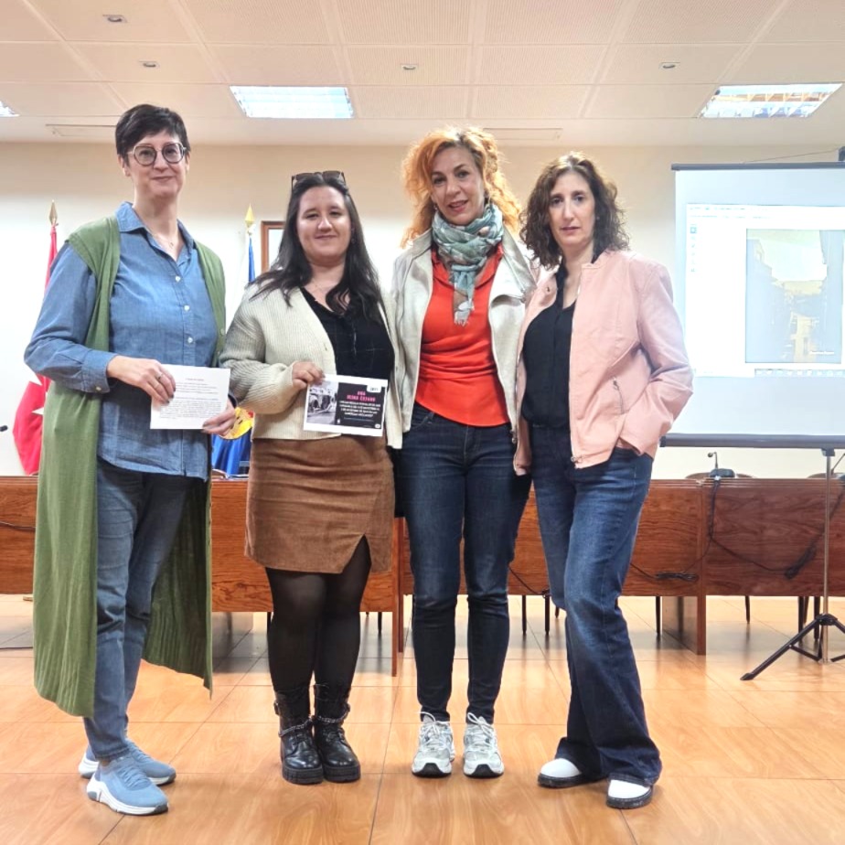 20251104 entrega premios concurso fotografía calendario 2026 (5)