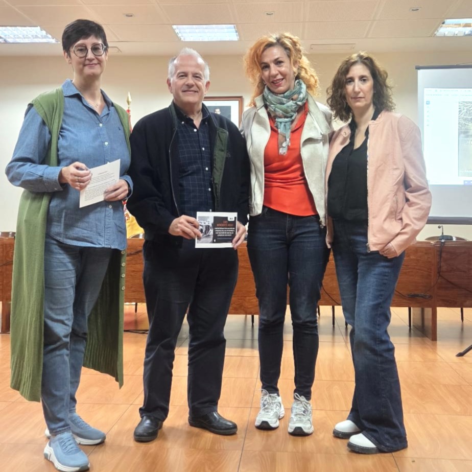 20251104 entrega premios concurso fotografía calendario 2026 (7)