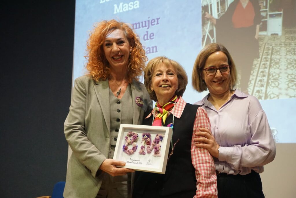 20260312 reconocimiento mujeres velilleras (3)