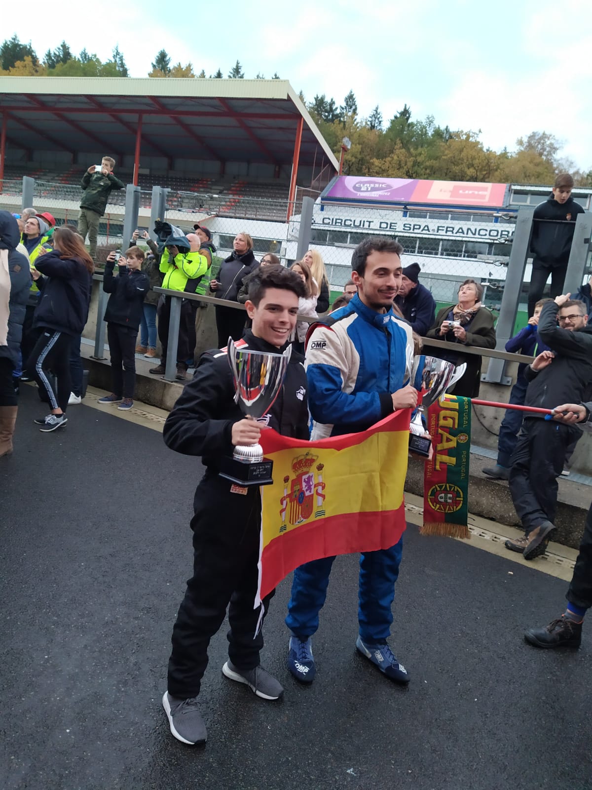 Hugo Hernández, piloto velillero, y su equipo, Gianfranco Motorsport, ganaron las 24H 2CV en Spa