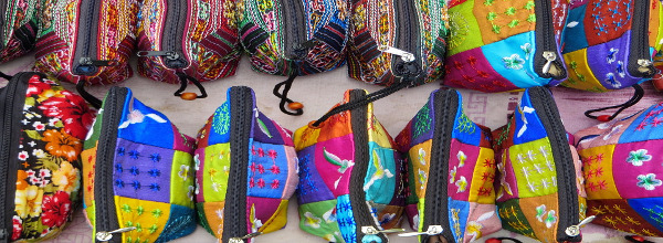 Feria ENCUÉNTRATE (artesanía) Feria ENCUÉNTRATE (artesanía)