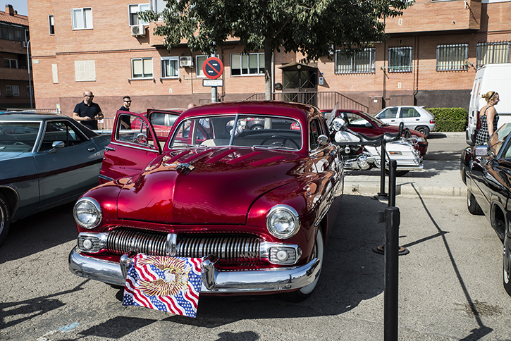 2018 III Evento coches clásicos y americanos Velilla de San Antonio