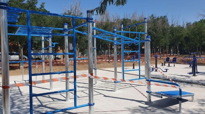 Obras de los parques biosaludable y de calistenia