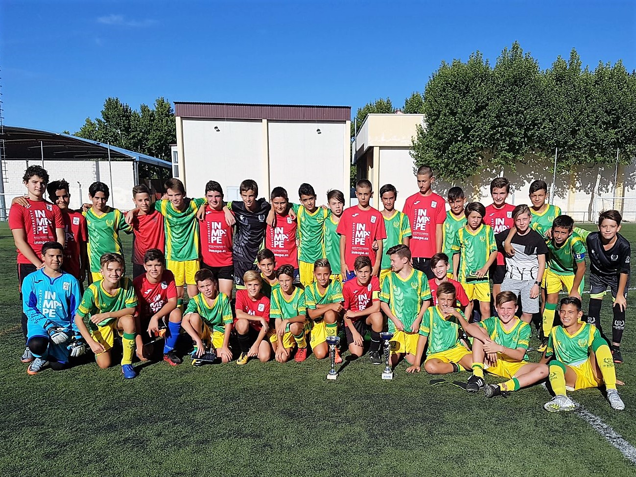 Celebración del Torneo Fútbol 11 en las categorías cadete e infantil del Atlético Velilla